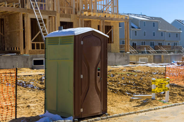 Best Portable restroom trailer rental  in Gilbert, AZ